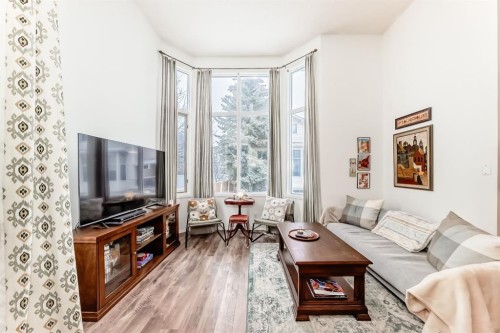 424 Hawkstone Manor Nw, Calgary, AB 