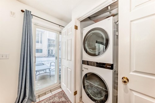 424 Hawkstone Manor Nw, Calgary, AB 