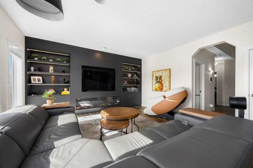 106 Evergreen Common Sw, Calgary, AB - Indoor Photo Showing Living Room