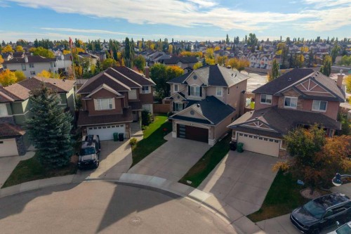 106 Evergreen Common Sw, Calgary, AB - Outdoor With Facade