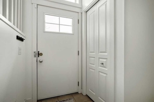 369 Mckenzie Towne Gate Se, Calgary, AB - Indoor Photo Showing Other Room