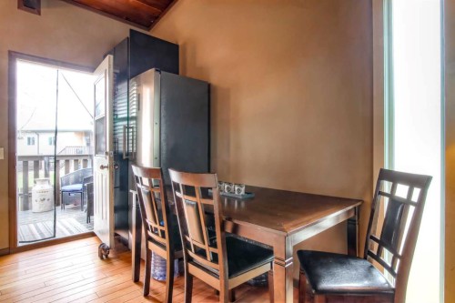 172 Oaktree Lane Sw, Calgary, AB - Indoor Photo Showing Dining Room