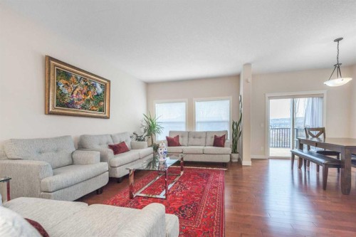 33 Evanscove Manor Nw, Calgary, AB - Indoor Photo Showing Living Room