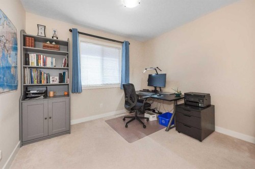 33 Evanscove Manor Nw, Calgary, AB - Indoor Photo Showing Office