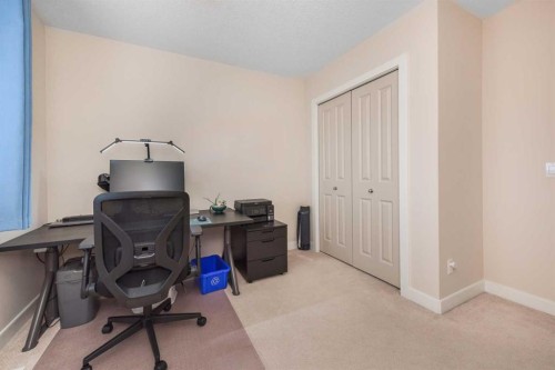 33 Evanscove Manor Nw, Calgary, AB - Indoor Photo Showing Office