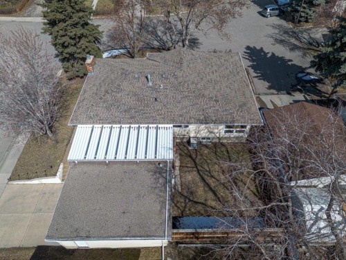 308 Lynnover Way Se, Calgary, AB - Outdoor