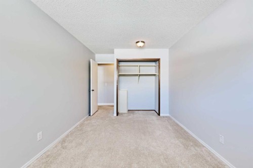 103 Pump Hill Road, Calgary, AB - Indoor Photo Showing Other Room