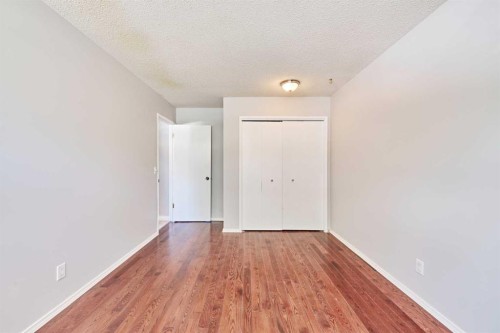 103 Pump Hill Road, Calgary, AB - Indoor Photo Showing Other Room