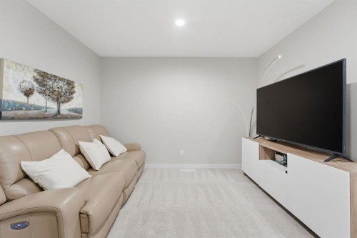 34 Lavender Manor Se, Calgary, AB - Indoor