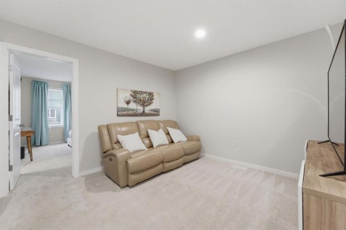 34 Lavender Manor Se, Calgary, AB - Indoor