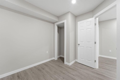 34 Lavender Manor Se, Calgary, AB - Indoor Photo Showing Other Room