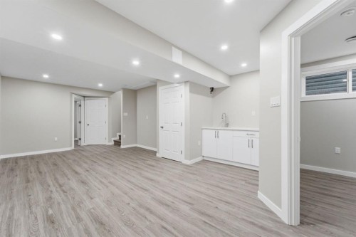 34 Lavender Manor Se, Calgary, AB - Indoor