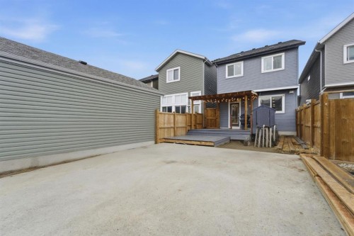 34 Lavender Manor Se, Calgary, AB - Outdoor With Exterior