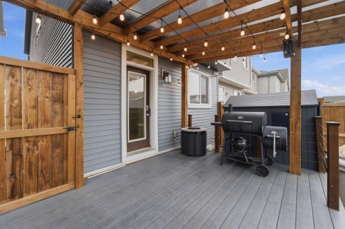 34 Lavender Manor Se, Calgary, AB - Outdoor With Exterior