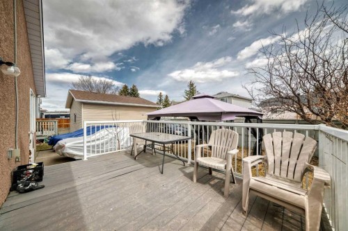 7165 California Boulevard Ne, Calgary, AB - Outdoor With Exterior