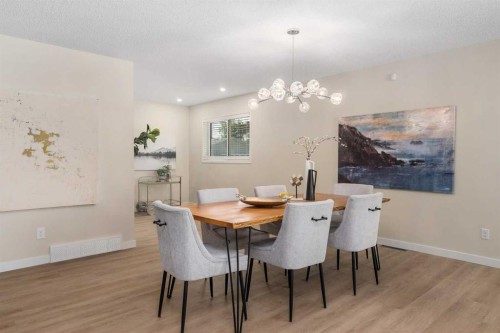 487 Arlington Drive Se, Calgary, AB - Indoor Photo Showing Kitchen