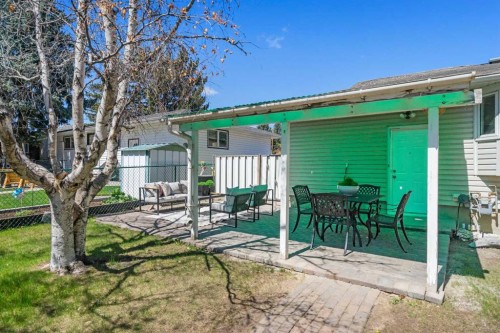 487 Arlington Drive Se, Calgary, AB - Outdoor With Deck Patio Veranda