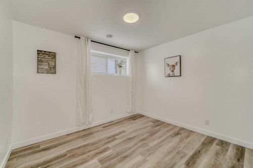 112 Edgedale Way, Calgary, AB - Indoor Photo Showing Other Room