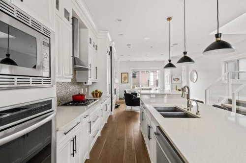 3917 16 Street Sw, Calgary, AB - Indoor Photo Showing Kitchen With Double Sink With Upgraded Kitchen