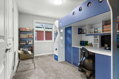 100 Kinniburgh Gardens, Chestermere, AB - Indoor