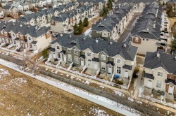 123 Toscana Gardens NW Calgary, AB T3L 3C2