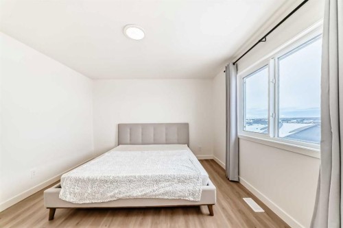 137 Verity Manor Sw, Calgary, AB - Indoor Photo Showing Bedroom