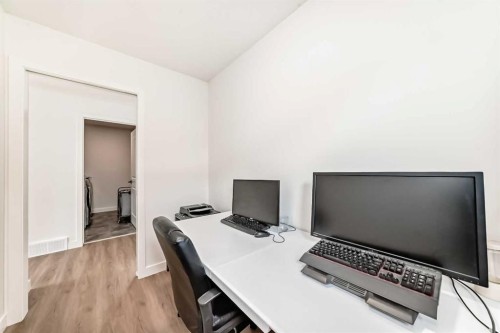 137 Verity Manor Sw, Calgary, AB - Indoor Photo Showing Office