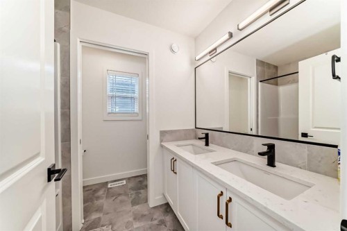 137 Verity Manor Sw, Calgary, AB - Indoor Photo Showing Bathroom