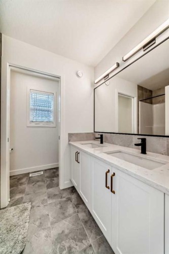 137 Verity Manor Sw, Calgary, AB - Indoor