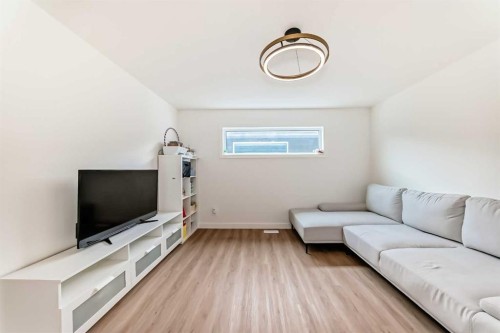 137 Verity Manor Sw, Calgary, AB - Indoor