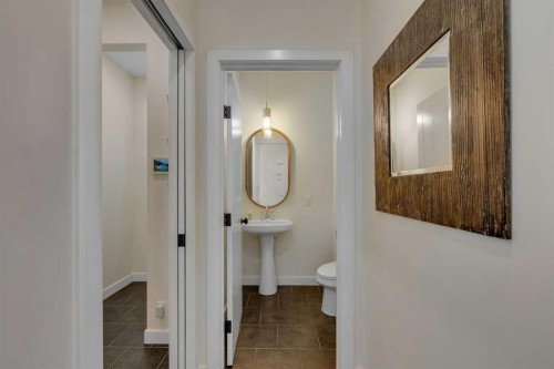 287 Sunset View, Cochrane, AB - Indoor