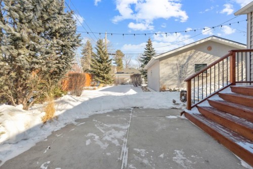 1628 9 Street Nw, Calgary, AB - Outdoor