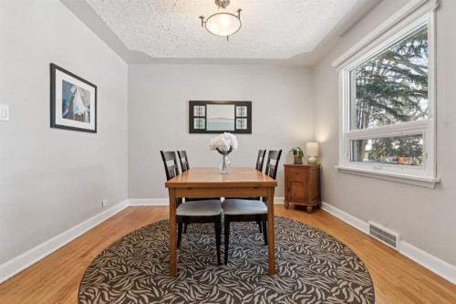 1628 9 Street Nw, Calgary, AB - Indoor Photo Showing Office