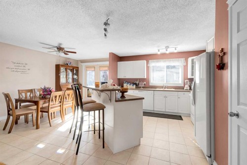 51 Bermondsey Place Nw, Calgary, AB - Indoor