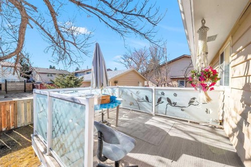 51 Bermondsey Place Nw, Calgary, AB - Outdoor