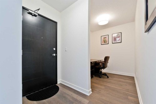 1704-930 6 Avenue Sw, Calgary, AB - Indoor Photo Showing Other Room