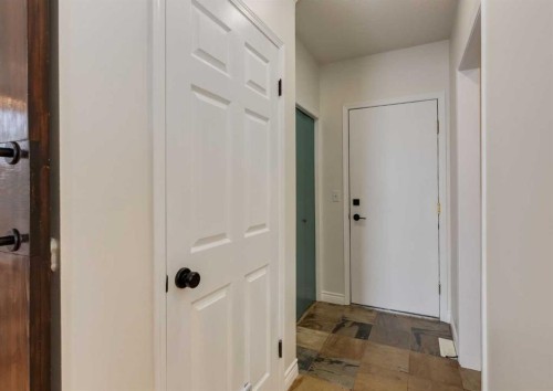 109 Sundown Place Se, Calgary, AB - Indoor Photo Showing Other Room