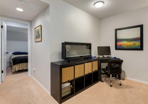 109 Sundown Place Se, Calgary, AB - Indoor Photo Showing Office