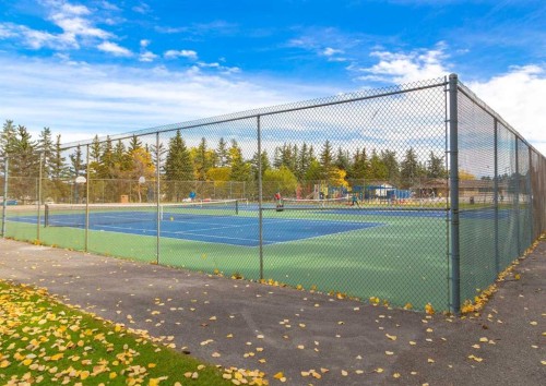 109 Sundown Place Se, Calgary, AB - Outdoor