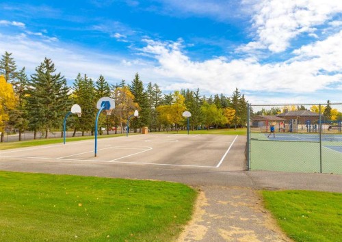 109 Sundown Place Se, Calgary, AB - Outdoor With View