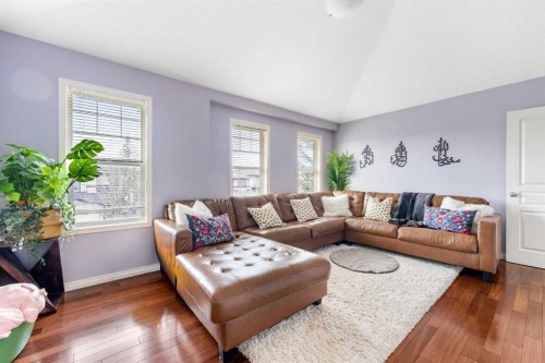 72 Panamount Heights Nw, Calgary, AB - Indoor Photo Showing Living Room