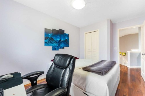 72 Panamount Heights Nw, Calgary, AB - Indoor Photo Showing Bedroom