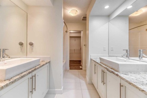 201 Rainbow Falls Glen, Chestermere, AB - Indoor Photo Showing Bathroom