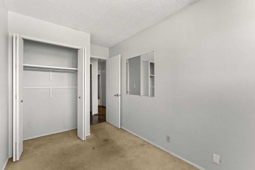 56-5520 1 Avenue Se, Calgary, AB - Indoor Photo Showing Other Room