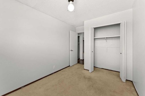 56-5520 1 Avenue Se, Calgary, AB - Indoor Photo Showing Other Room
