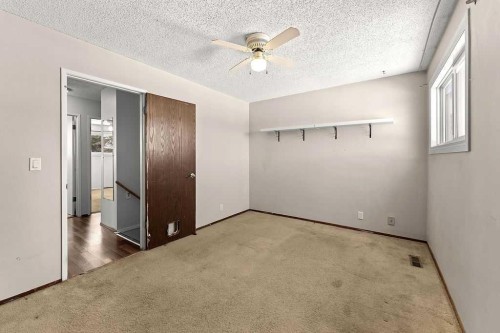 56-5520 1 Avenue Se, Calgary, AB - Indoor Photo Showing Other Room