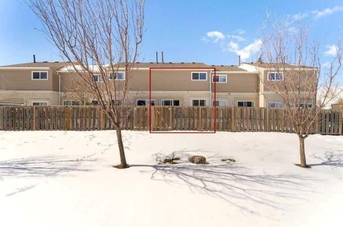 56-5520 1 Avenue Se, Calgary, AB - Outdoor