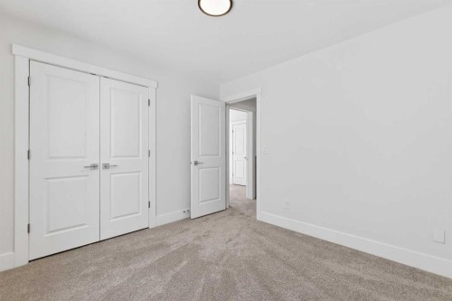 2012 37 Avenue Sw, Calgary, AB - Indoor Photo Showing Other Room