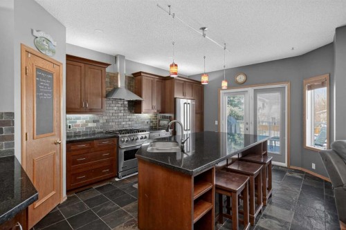 81 Riverwood Crescent Se, Calgary, AB - Indoor Photo Showing Kitchen With Upgraded Kitchen