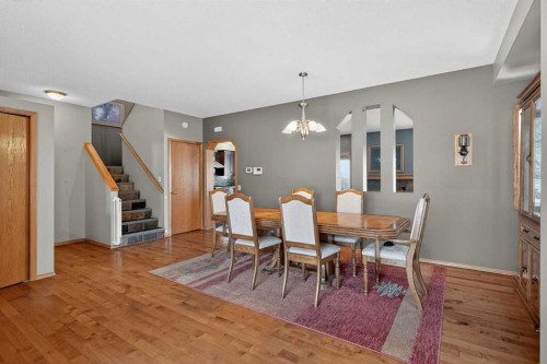 81 Riverwood Crescent Se, Calgary, AB - Indoor Photo Showing Dining Room